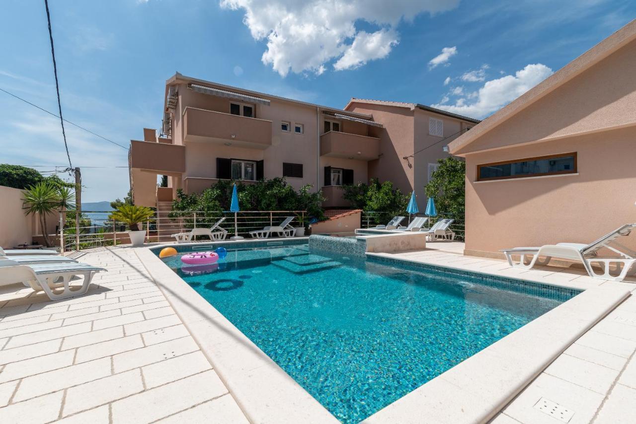 Apartments Villa Magdalena Trogir Exterior foto