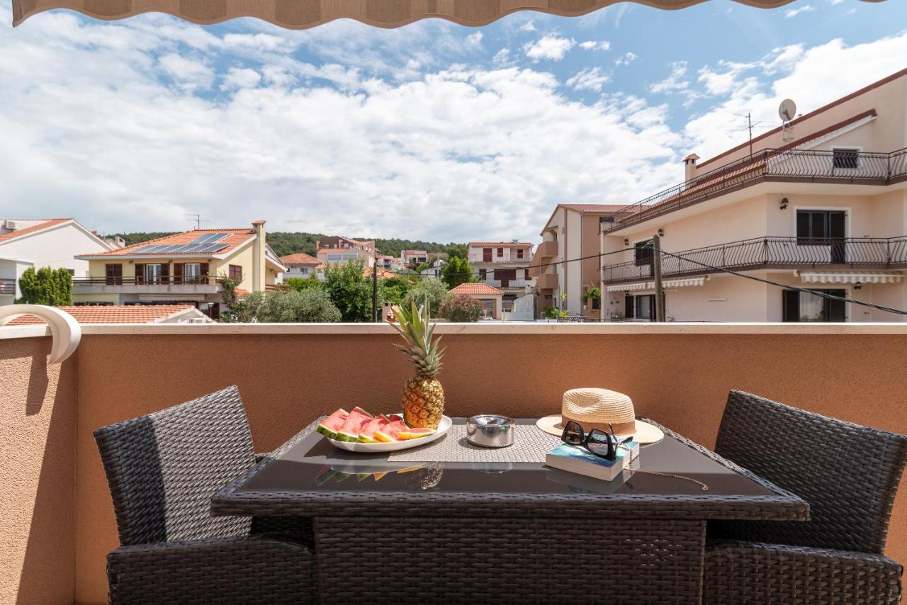 Apartments Villa Magdalena Trogir Exterior foto